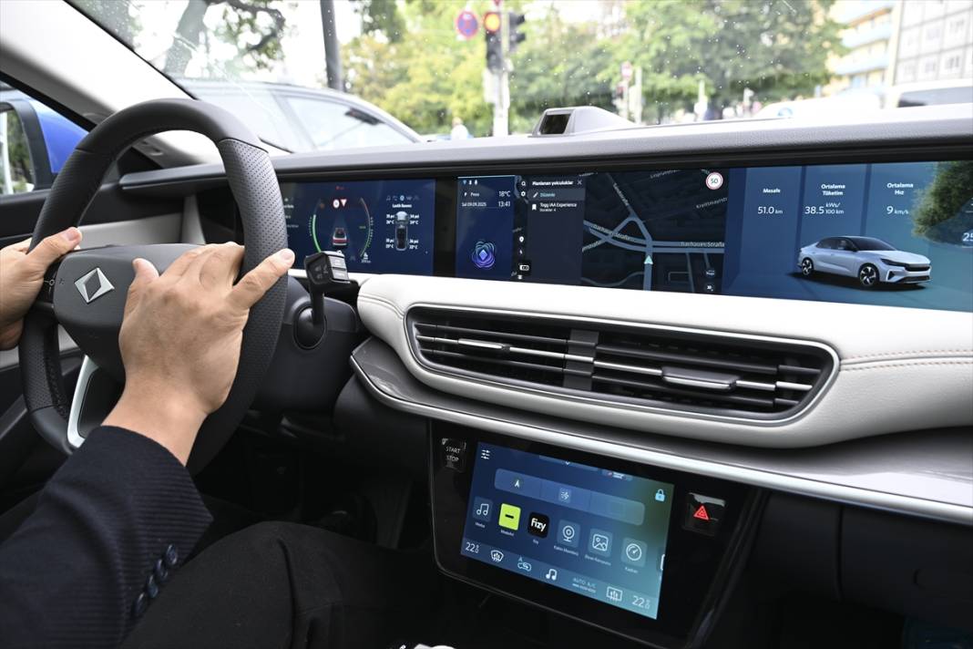 Türkiye’nin otomobili Togg’un yeni modeli Münih sokaklarında 6